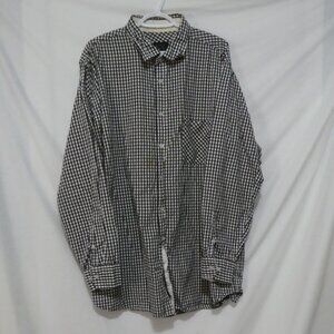 NXT | 2XT | Classic Checkered Casual / Dress Shirt | Chest Pocket